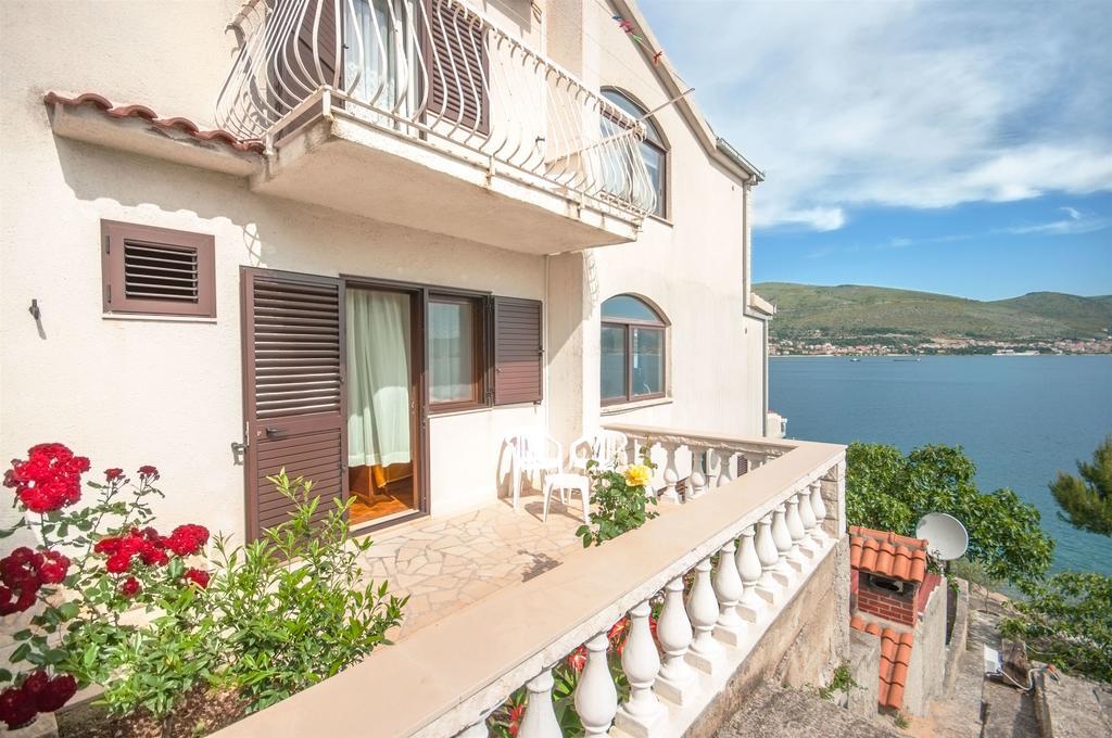 Apartments Natasa Trogir Zewnętrze zdjęcie